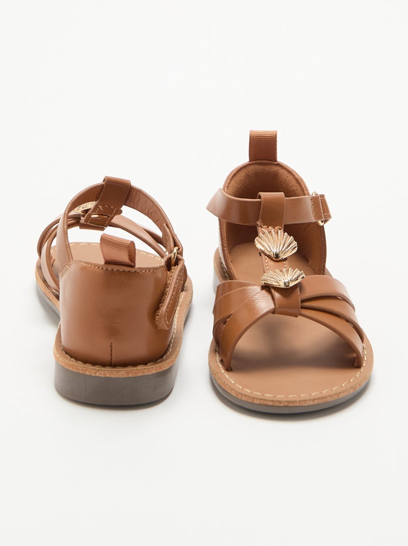 Platte sandalen met fantasie schelpversieringen Bruin - Kiabi