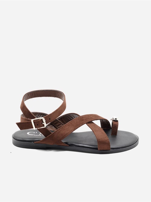 Platte sandalen met gekruiste bandjes - Kiabi Platte sandalen met gekruiste bandjes - Kiabi