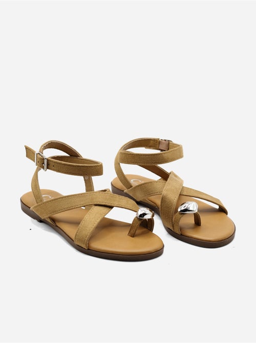 Platte sandalen met gekruiste bandjes - Kiabi Platte sandalen met gekruiste bandjes - Kiabi