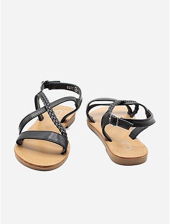 Platte sandalen met gevlochten bandjes