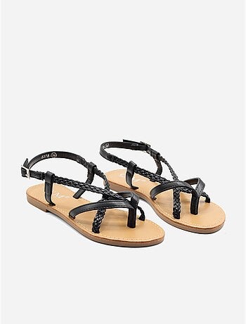Platte sandalen met gevlochten bandjes