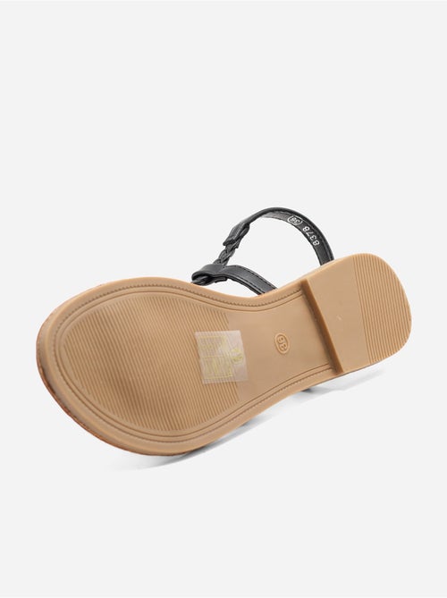 Platte sandalen met gevlochten bandjes - Kiabi Platte sandalen met gevlochten bandjes - Kiabi