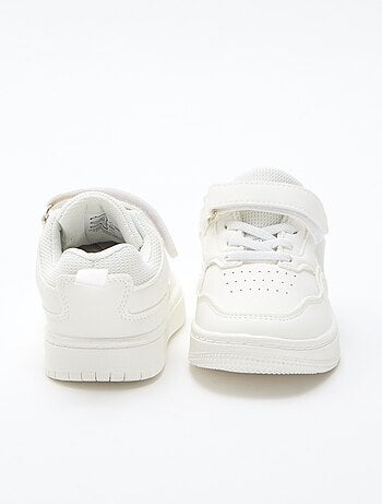 Platte sneaker met klittenband uni