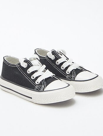 Platte veterschoenen