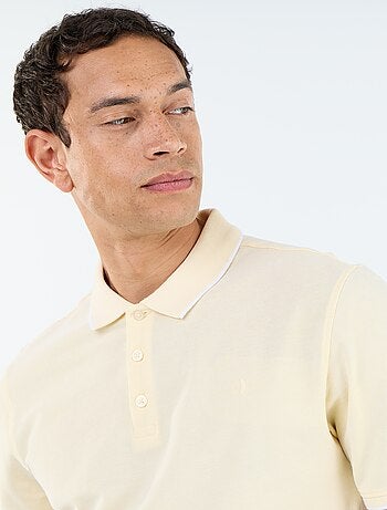 Polo avec broderie sur poitrine