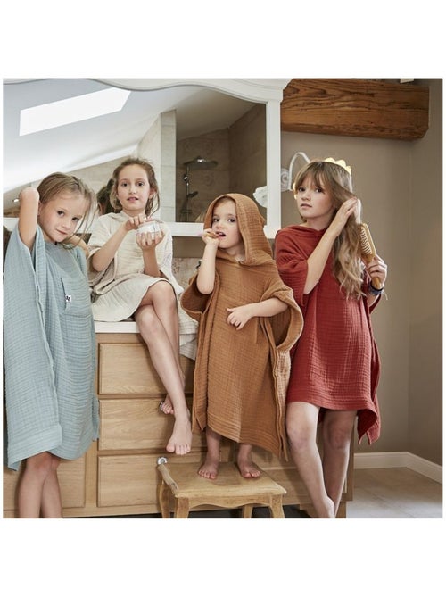 Poncho enfant avec capuche - quadruple gaze de coton 220 g/m² – gaïa - Kiabi Poncho enfant avec capuche - quadruple gaze de coton 220 g/m² – gaïa - Kiabi