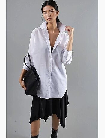 Poplin overhemd met knoopsluiting en lange mouwen busem