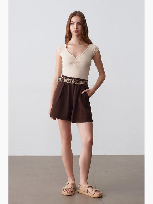 Poplin short met hoge taille en ceintuur dilvin - Kiabi Poplin short met hoge taille en ceintuur dilvin - Kiabi