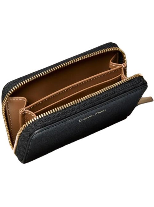 Portefeuille Femme Calvin Klein Jeans - Kiabi Portefeuille Femme Calvin Klein Jeans - Kiabi