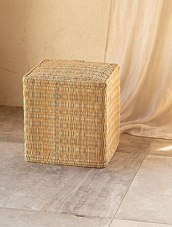 Pouf en paille tressée fait main