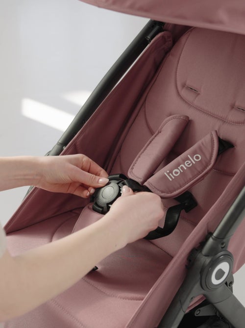 Poussette compacte LIONELO Ingrid - Amortissements - Jusqu'à 22 Kg - Légère & pliable - Kiabi Poussette compacte LIONELO Ingrid - Amortissements - Jusqu'à 22 Kg - Légère & pliable - Kiabi