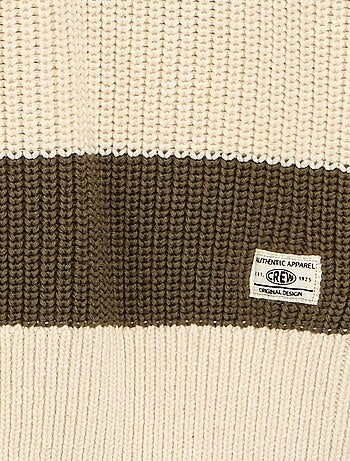 Pull à manches longues et rayures