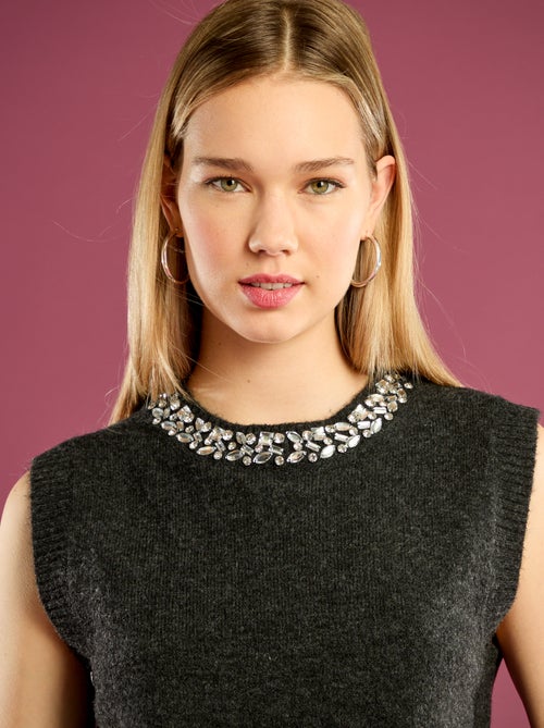 Pull avec col à bijoux sans manches - Kiabi