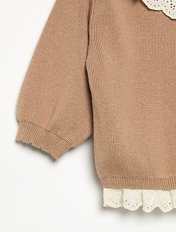 Pull avec col fantaisie en broderie anglaise