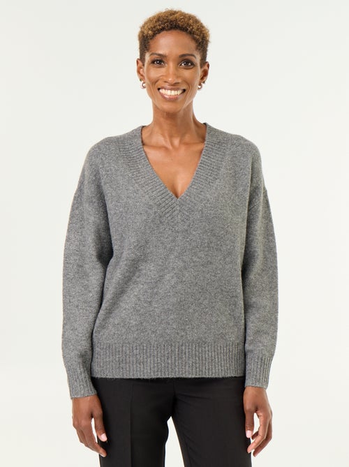Pull avec grand col en V en maille côtelée - Kiabi