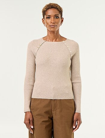 Pull avec manches raglan boutonnées
