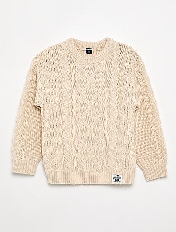 Pull avec torsades