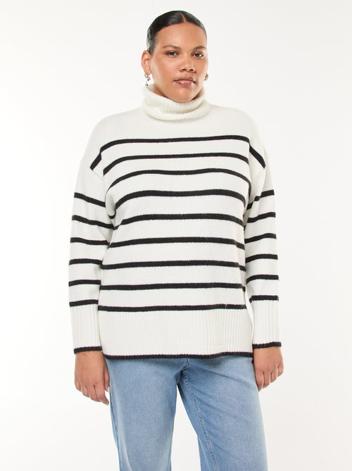 Pull chaud col roulé avec fentes à la base - Kiabi