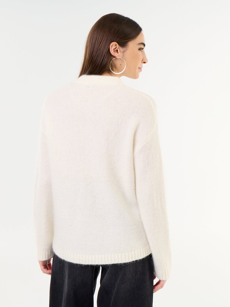 Pull chaud en mohair à col rond Beige - Kiabi