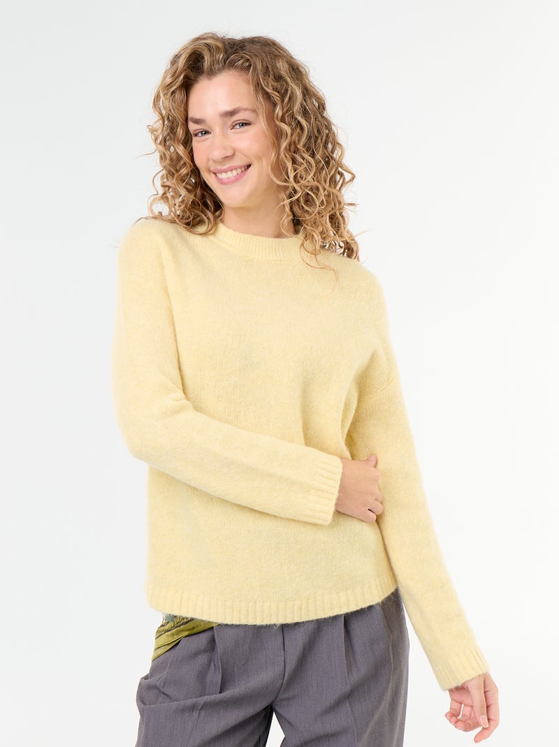 Pull chaud en mohair à col rond Jaune - Kiabi