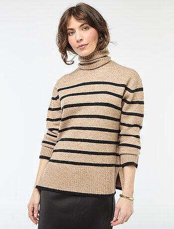 Pull col montant en maille grosse jauge