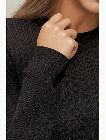 Pull col rond en maille ajustée hiccup