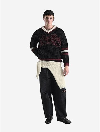 Pull comfort fit en maille épaisse à col en v avec imprimé devise giesto