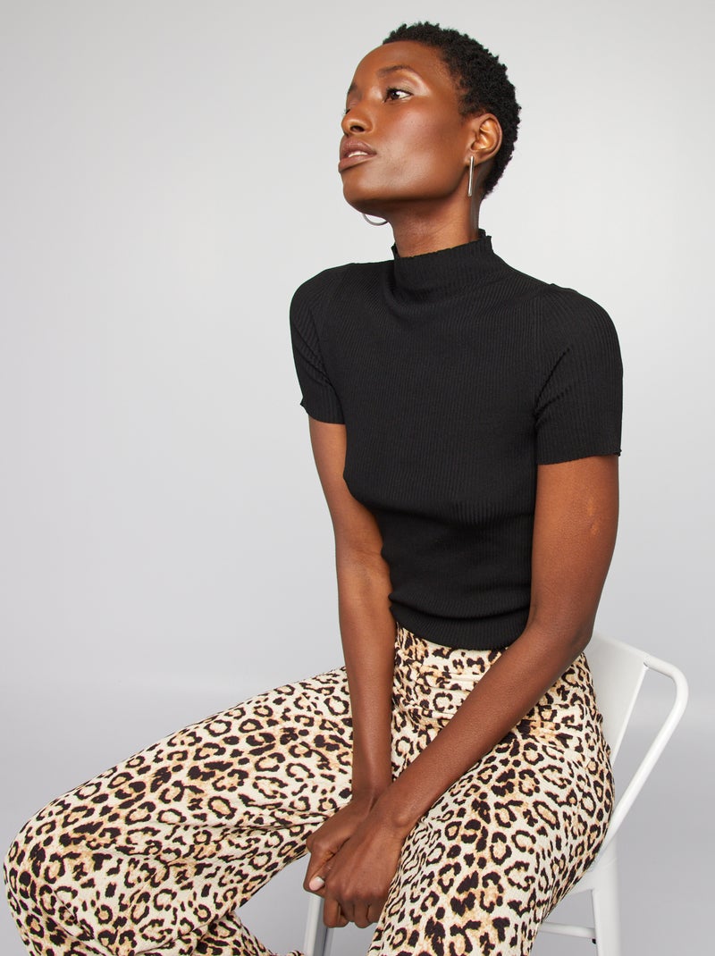 Pull côtelé à manches courtes noir Kiabi