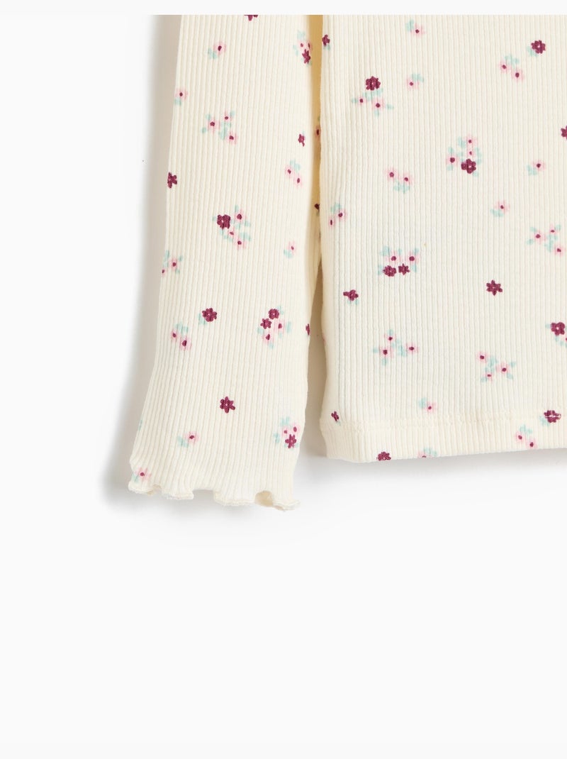 Pull côtelé avec des fleurs, mo fashion Blanc - Kiabi