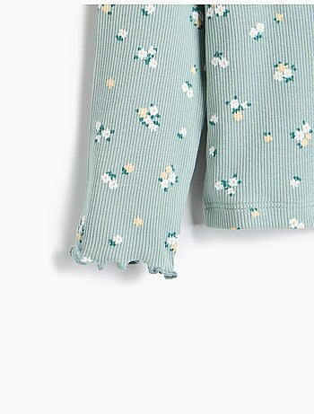Pull côtelé avec des fleurs, mo fashion