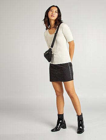 Pull côtelé manches courtes