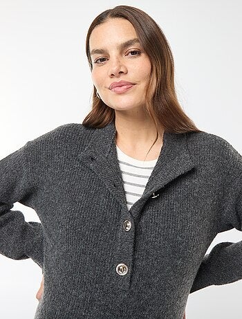 Pull d'allaitement à ouverture boutonnée