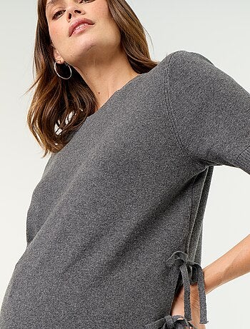 Pull de maternité manches courtes avec fentes lacées