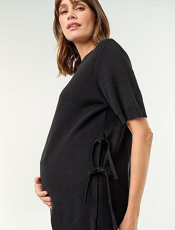Pull de maternité manches courtes avec fentes lacées