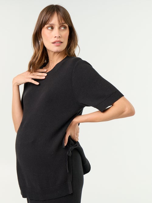 Pull de maternité manches courtes avec fentes lacées - Kiabi Pull de maternité manches courtes avec fentes lacées - Kiabi
