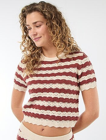 Pull en crochet à manches courtes