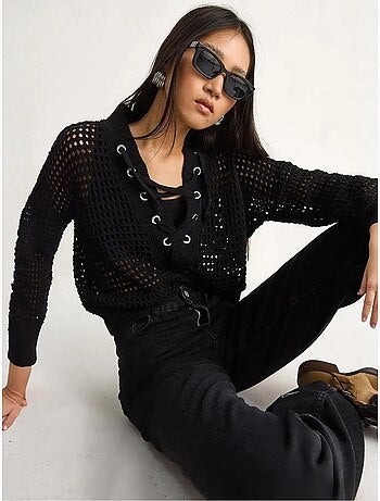 Pull en maille à capuche et cordon de serrage lucci
