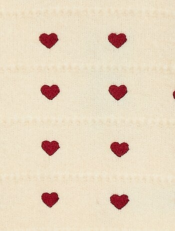 Pull en maille avec broderies