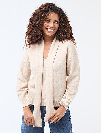 Pull en maille avec écharpe grosse jauge