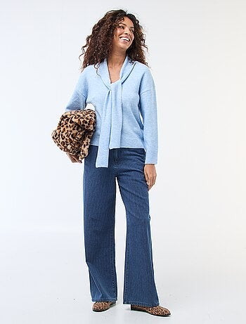 Pull en maille avec écharpe grosse jauge