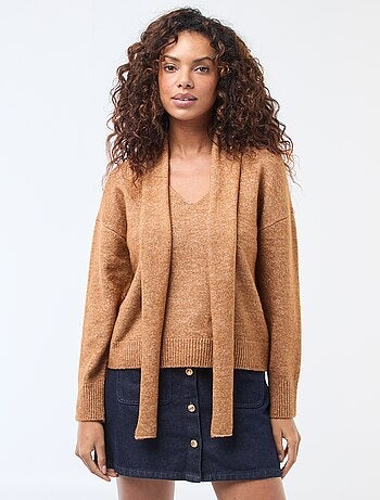 Pull en maille avec écharpe grosse jauge