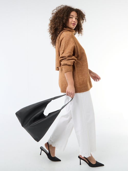 Pull en maille avec écharpe intégrée - Kiabi