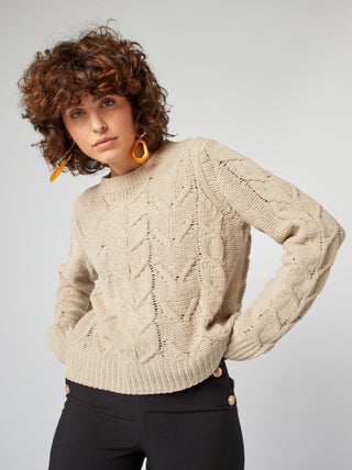 Pull en maille chenille avec torsades