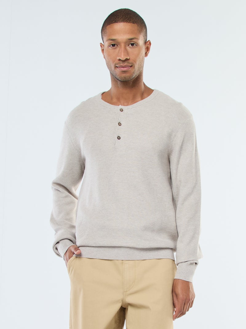 Pull en maille fantaisie à col rond boutonné Beige - Kiabi
