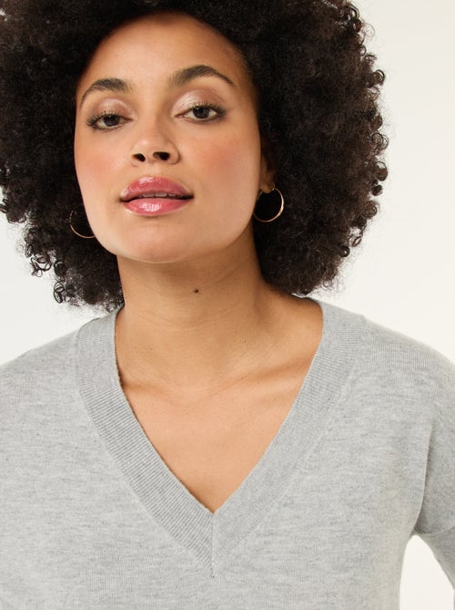Pull en maille fine col V - Kiabi