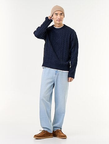Pull en maille grosse jauge avec torsades