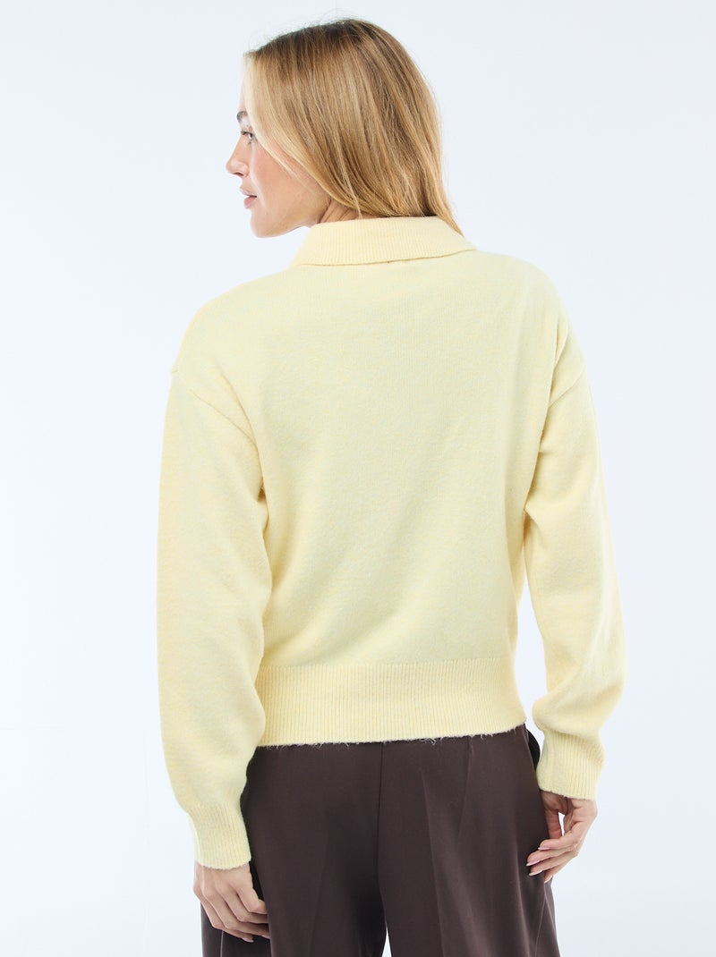 Pull en maille grosse jauge avec un col polo Jaune - Kiabi