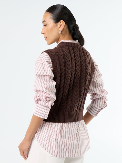 Pull en maille torsadée sans manches - Kiabi