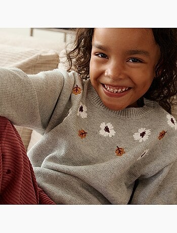 Pull enfant en tricot aimée