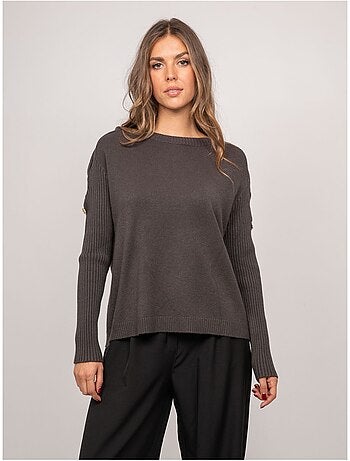 Pull maille manches côtelées et boutons dorés kandyce